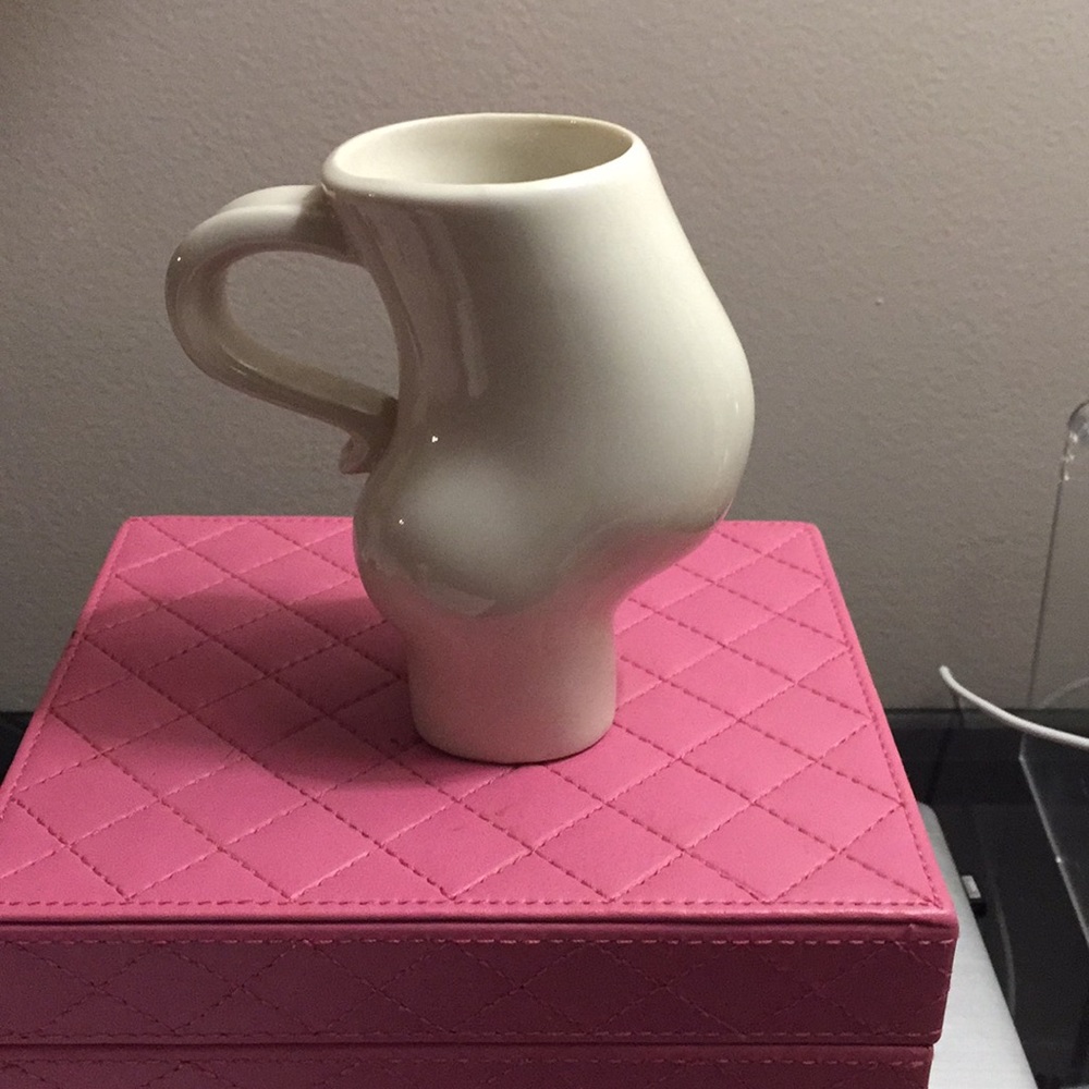 Vintage Maternity Mug Pregnant Belly